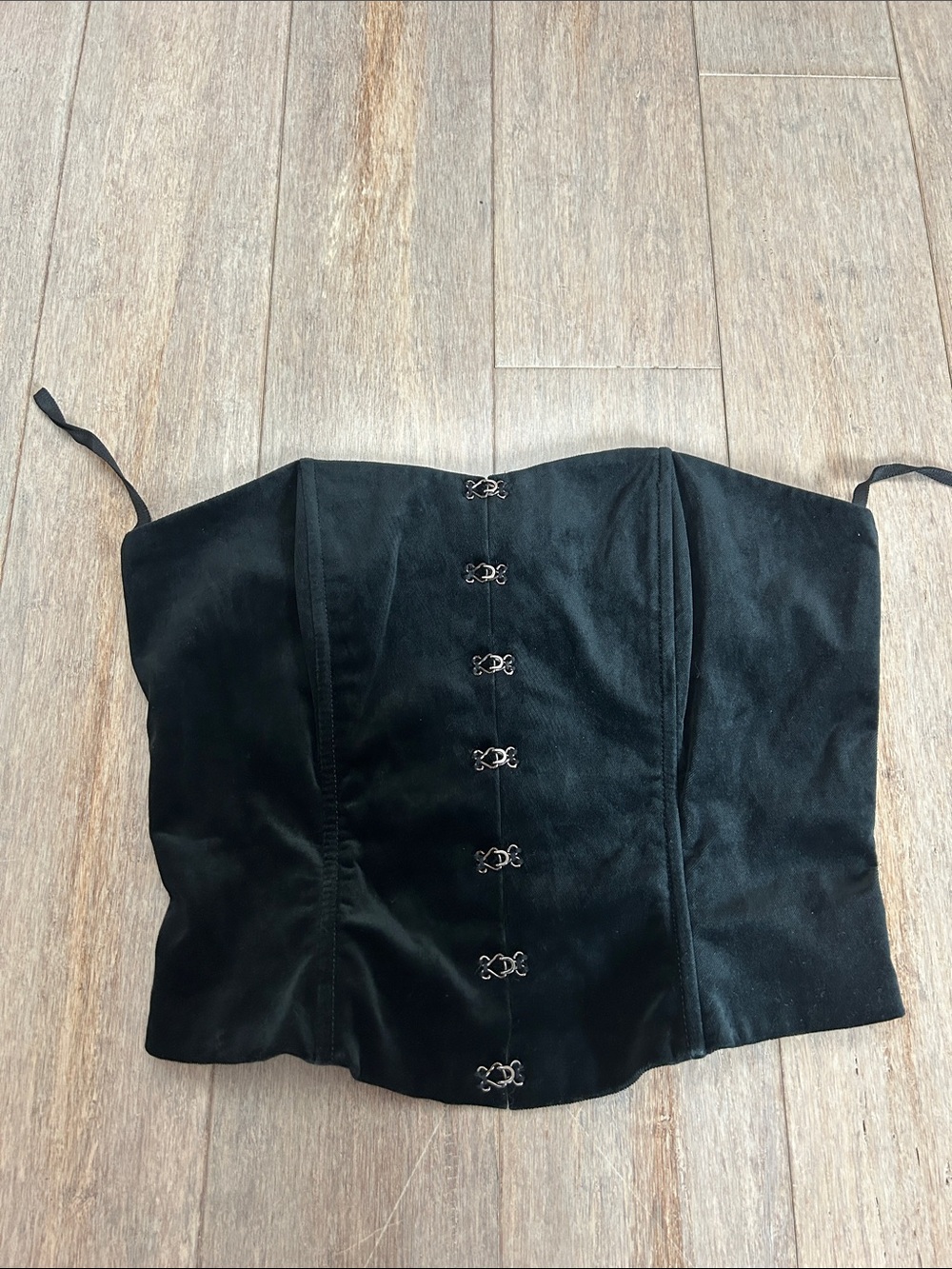 VTG Nicowa Black Velvet Corset Top with Hook-Front Detail grunge gothic